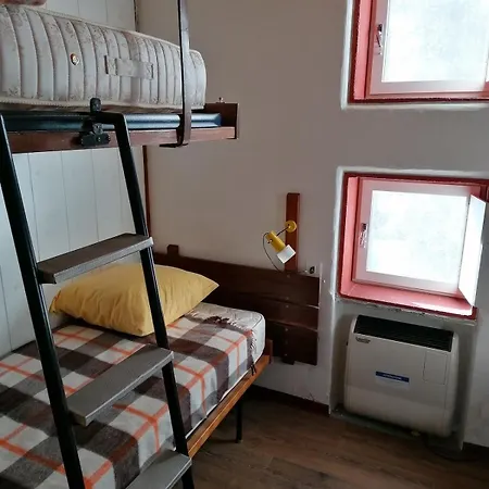 בקתה Design, 7 Bed, Wi-fi, Tv, Cortina